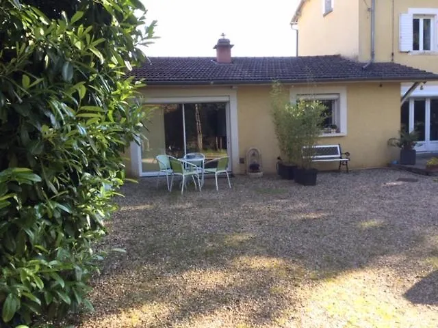 Frühstückspension Bed and Breakfast Entre Lyon Et Beaujolais Chatillon  Frankreich